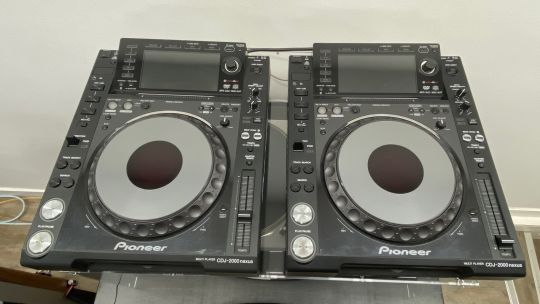 2x Pioneer CDJ-2000 NXS Media Player [Gebraucht]