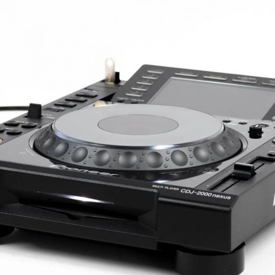 Pioneer CDJ-2000 NXS (Detail)