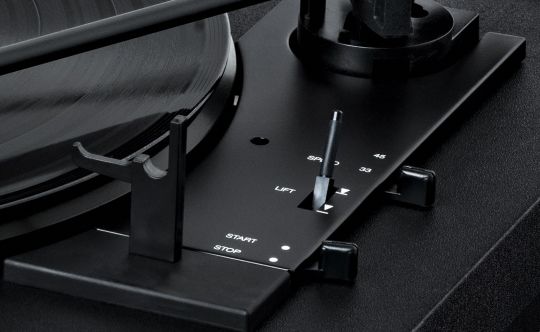 Pro-Ject A1 Plattenspieler (Detail)