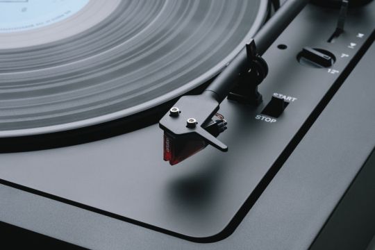 Pro-Ject A2 Plattenspieler